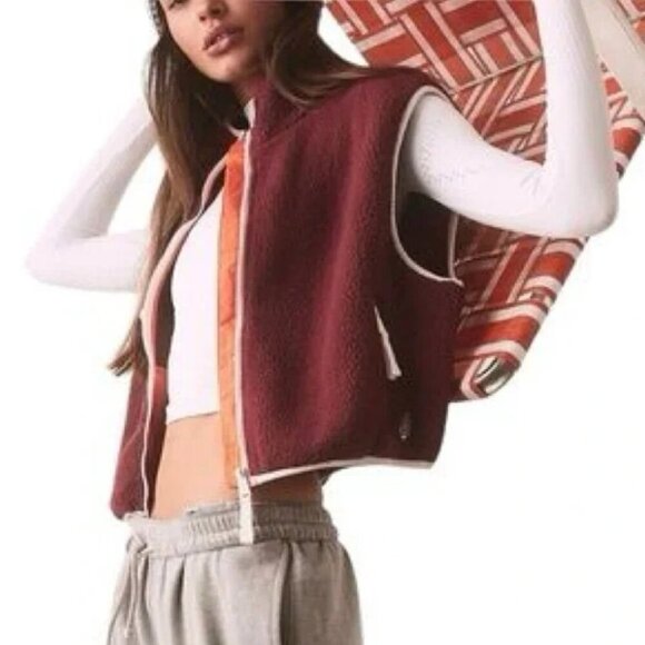 Free People FP Movement Hit The Slopes Vest Cropped Red Orange NWOT Size small - Picture 2 of 5